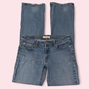 Levi's 572 bootcut jeans Size 31